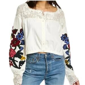 FREE PEOPLE Meadows Embroidered Top Size M NWT